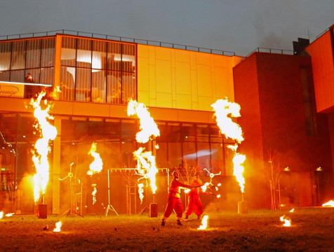 Опубликована полная афиша 