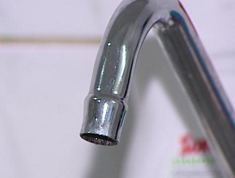 Жители села Льва Толстого пожаловались в ЦУР на отсутствие горячей воды