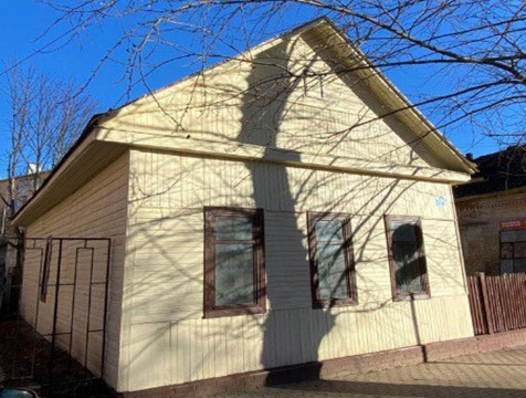 Фасады дома Циолковского на Георгиевской улице отремонтировали в Калуге