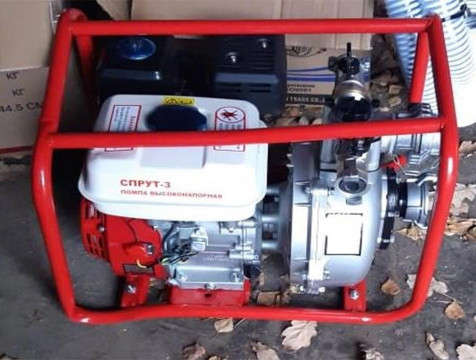 Лесопожарная служба Калужской области получила новую мотопомпу