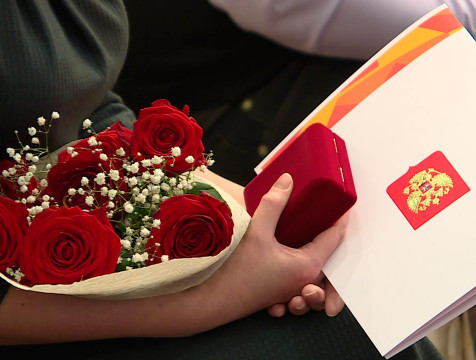 Глава района и старшая медсестра из Калужской области удостоены государственных наград