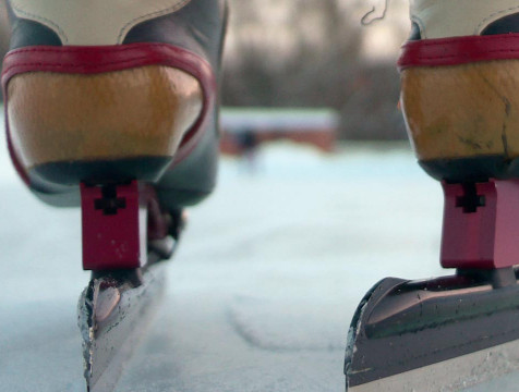 На Старом Торге в Калуге зальют каток