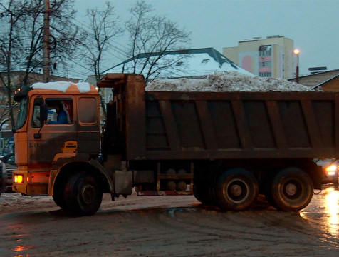 270 кубометров снега вывезено с улиц Калуги за минувшие сутки