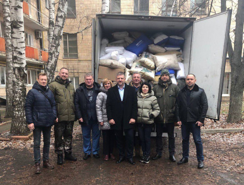 Делегация из Калужской области привезла в Первомайск лекарства, одежду и продукты