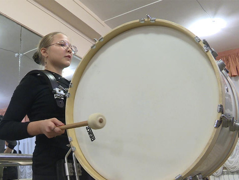 Калужские музыканты готовятся к параду ударных инструментов