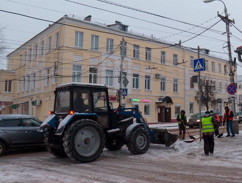 Уборка Калуги ведется в круглосуточном режиме