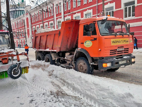 Снег вывезут с трех улиц в Калуге в ночь на 17 декабря