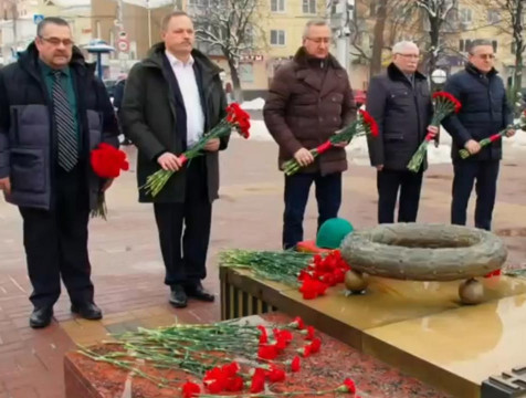 В Калуге почтили память освободителей города от немецко-фашистских захватчиков