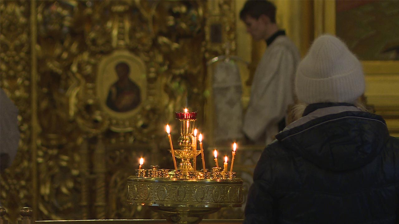 В Калуге готовят крещенские купели и освящают воду | 18.01.2023 | Новости  Калуги - БезФормата