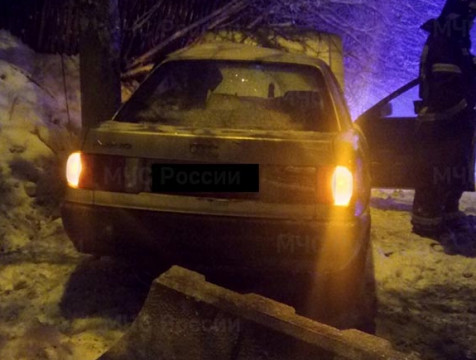 Сразу два ДТП произошло за ночь на Ждамировской улице в Калуге