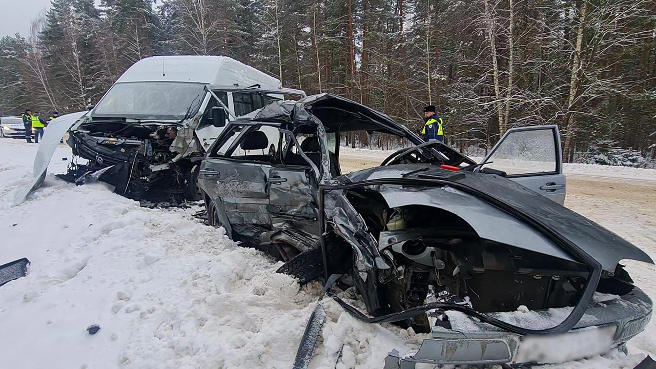 В ДТП с маршруткой в Жуковском районе погиб человек