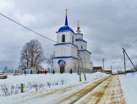 В восстановленном храме Благовещения села Курилова вновь начались службы