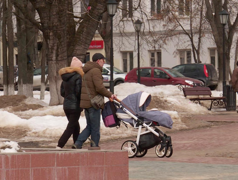 Более 11 тысяч семей Калужской области получают единое пособие