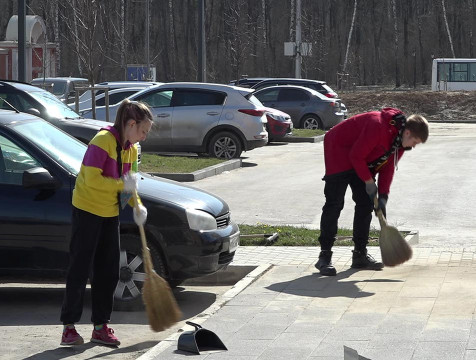 Свыше 1,7 тысячи калужан приняли участие в субботниках