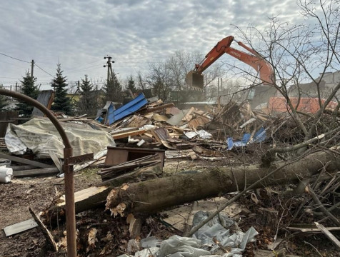 К благоустройству пруда приступили в селе Дворцы Дзержинского района