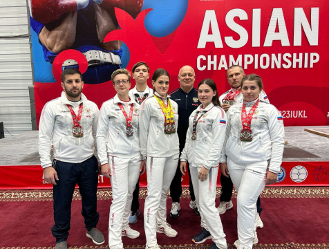 22 золотые медали привезли калужские гиревики с Чемпионата и Первенства Азии