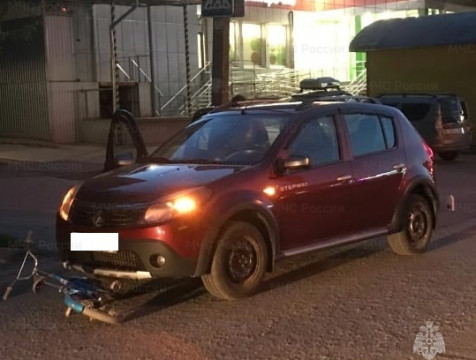 Шестилетний ребенок попал под колеса автомобиля в Калуге