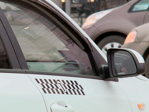 Калужане могут столкнутся с дефицитом легальных таксистов с 1 сентября