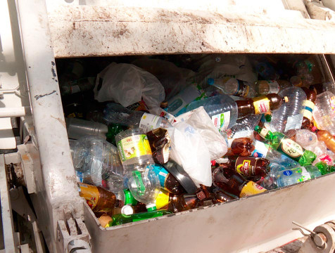 В двух районах области сменят подрядчика по вывозу мусора