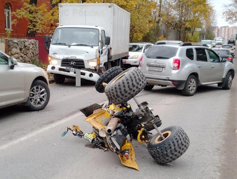 Квадроцикл и грузовик столкнулись в Обнинске