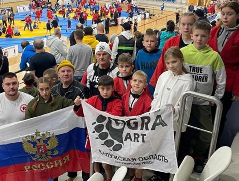 7 медалей привезли из Минска калужские самбисты