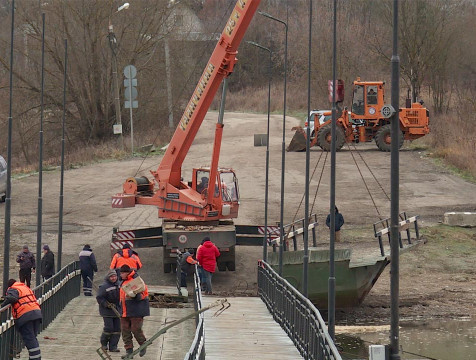 Понтонный мост в Калуге начнут демонтировать на этой неделе