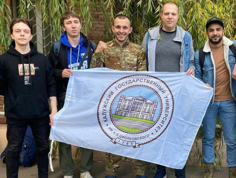 Калужские студенты-медики помогли врачам военного госпиталя в Луганске