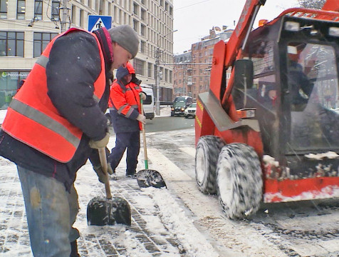 В горуправе напомнили, какие организации отвечают за уборку снега в Калуге