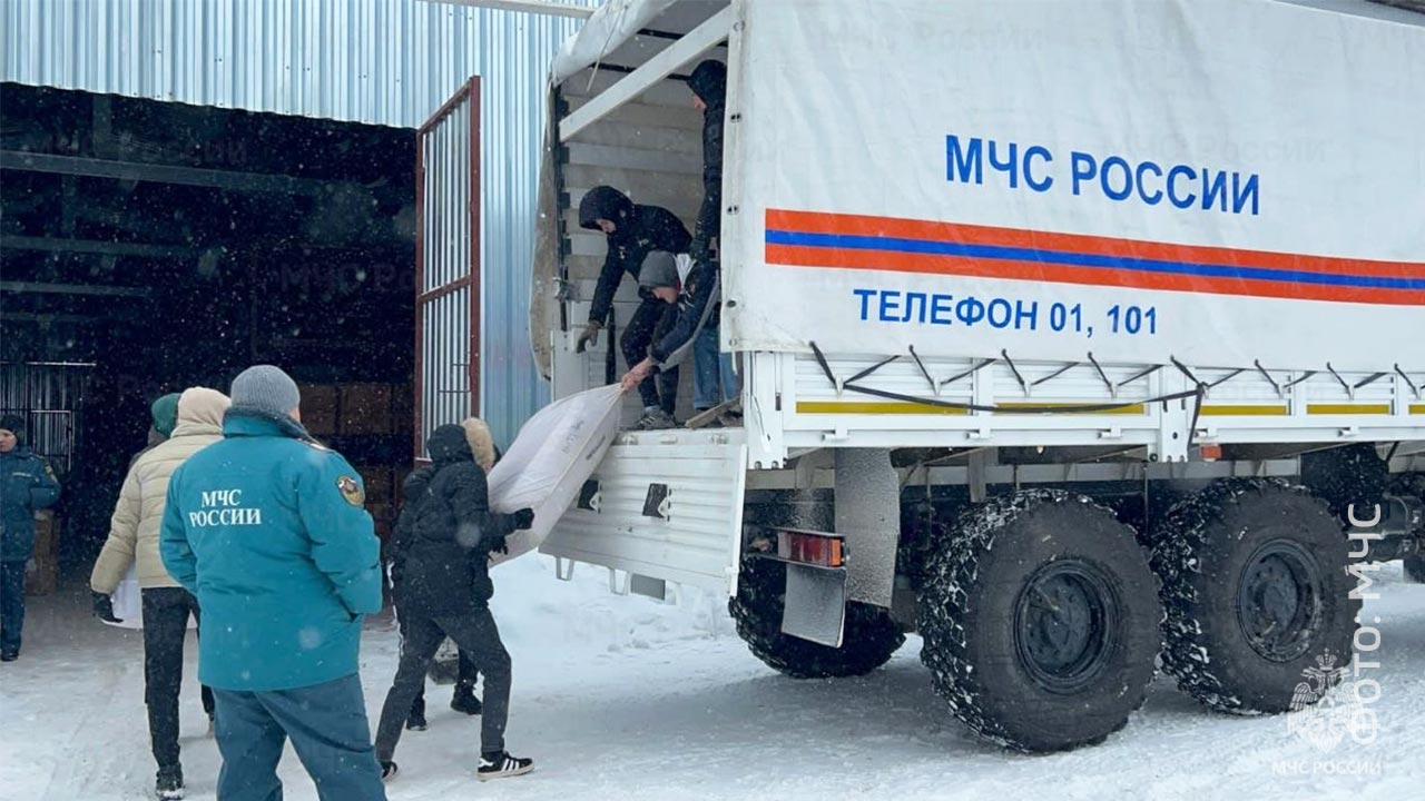 25 тонн вещей направили калужские спасатели в подшефный Первомайск