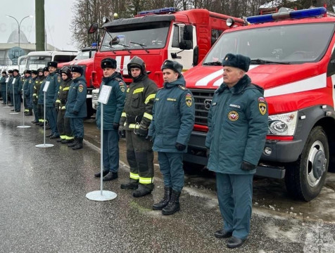 10 единиц новой техники передали калужским спасателям