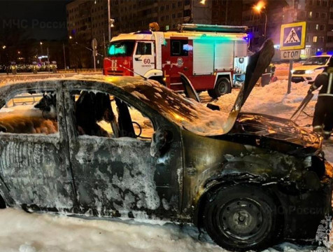 Автомобиль сгорел в Обнинске