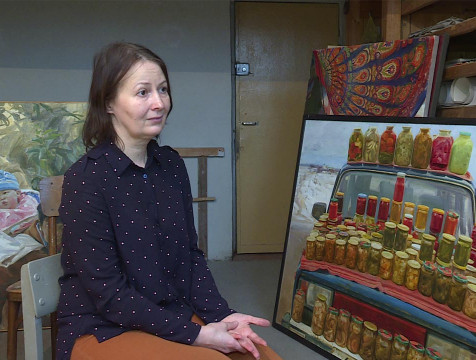 Художница Виктория Харченко показала свою мастерскую и рассказала, чем вдохновляется