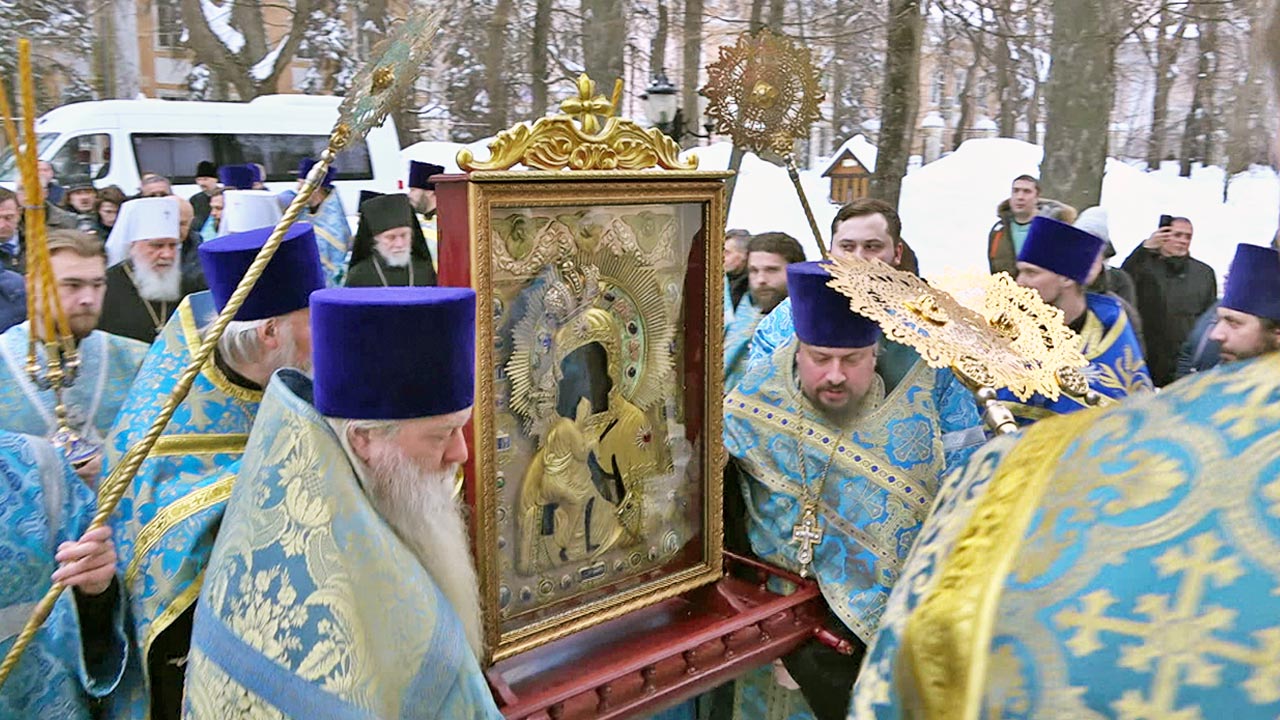 Фёдоровскую икону Божией матери встретили в Калуге