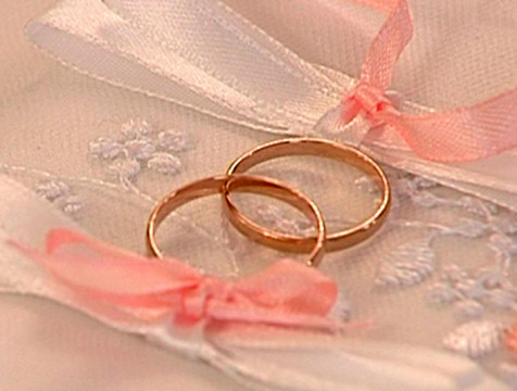 177 пар поженились в Калуге с начала года