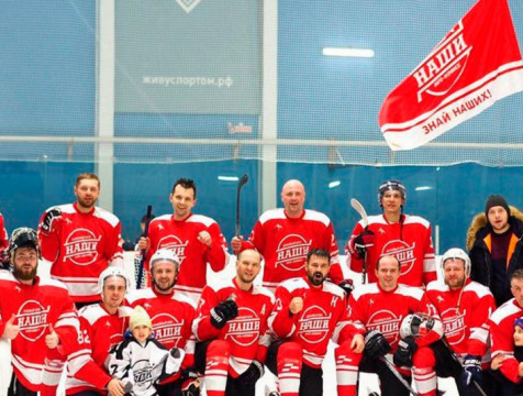 Команда Юрия Гагарина сразится с калужскими хоккеистами