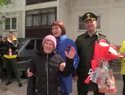 Персональный концерт для блокадницы устроили школьники Козельска