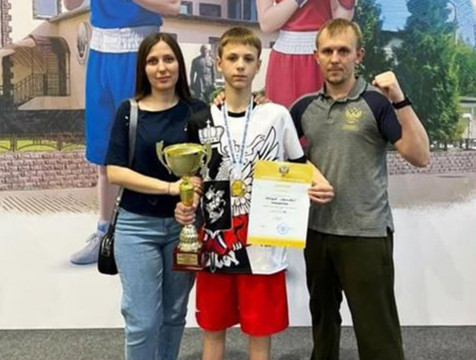 Юный калужанин стал победителем первенства России по боксу