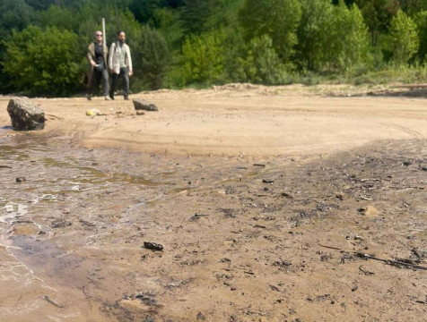 Провал на набережной Яченского водохранилища в Калуге увеличился