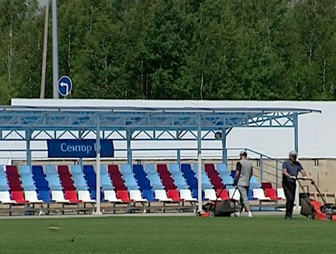 Калужские футболисты собирают средства на реконструкцию стадиона 