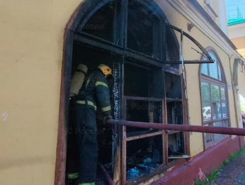 Человек пострадал при пожаре на улице Кирова в Калуге