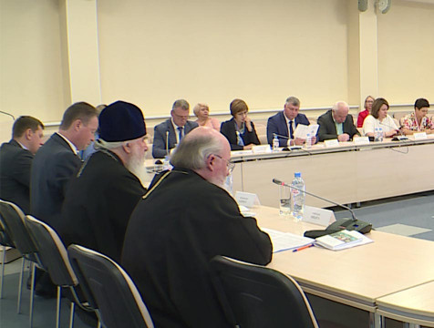 Духовно-нравственное воспитание детей обсудили в Калуге