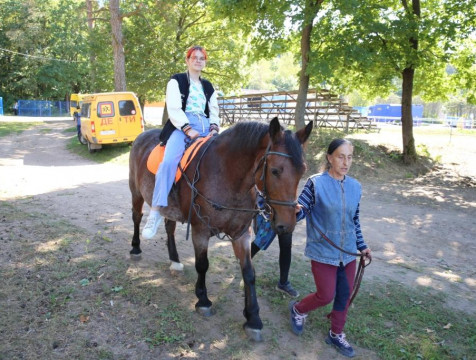 Особенным детям Калуги подарили праздник