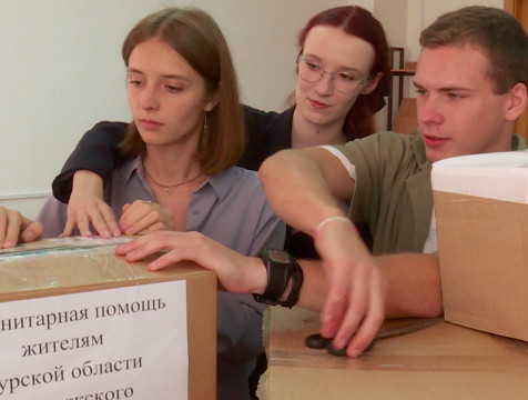 Учебники и спортинвентарь собрали для Курска в одном из калужских техникумов
