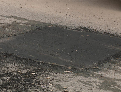 Ямочный ремонт проведут на улицах Георгия Амелина и Петра Тарасова в Калуге