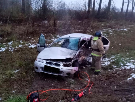 В ДТП в Перемышльском районе погиб мужчина и пострадала женщина