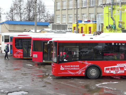 Четыре новых автобуса дополнят калужский маршрут №9