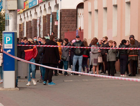 Эвакуация зданий из-за сообщений о минировании проходит в Калужской области