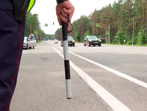 Жительница Жуковского района лишилась автомобиля за повторную езду в пьяном виде