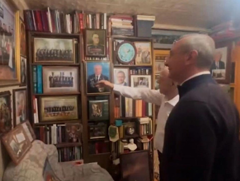 Губернатор региона поздравил с наступающим Новым годом Николая Алмазова