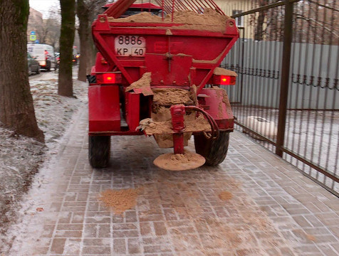 Работа калужских коммунальщиков не прекращается в праздничные дни